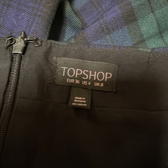 TopShop tartan mini skirt. Size 4 - Picture 4 of 6